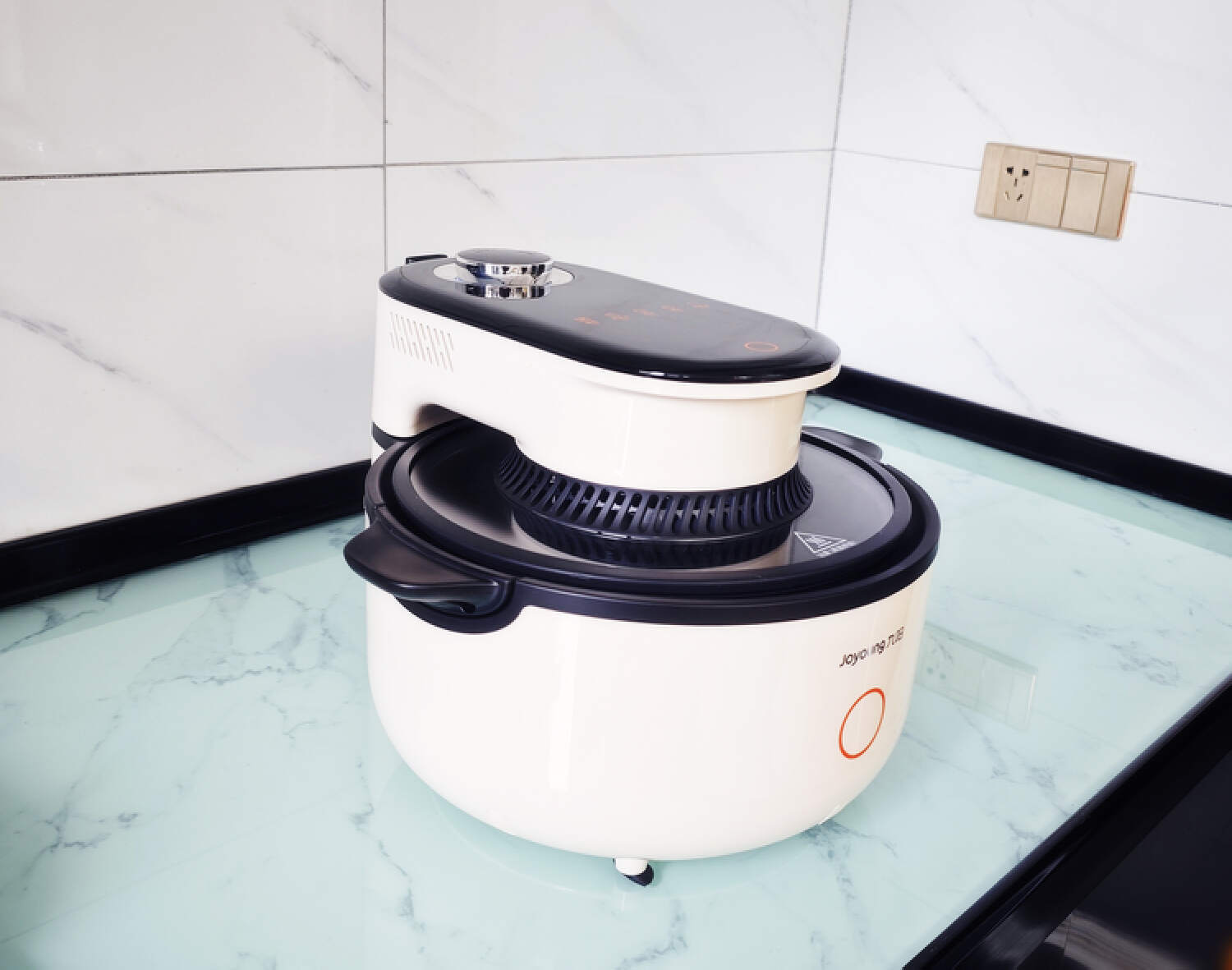 配置嫩烤、脆烤双模式、10+菜谱,九阳速嫩烤空气炸锅V1 Fast体验