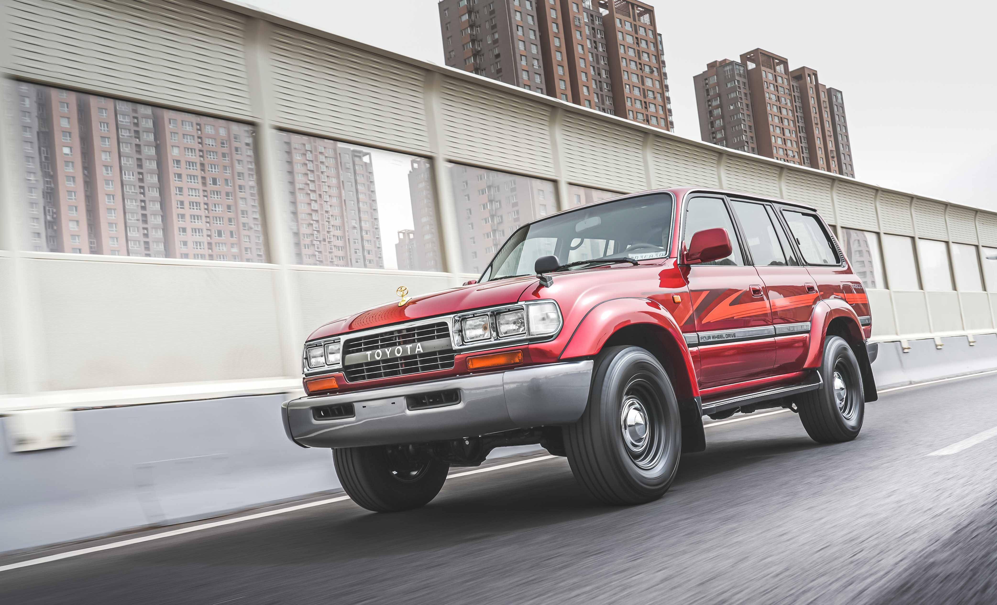 倾心修复一台来自87年的丰田沙漠风暴,拒绝无力暮年再次历久弥新