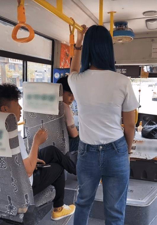 这也太尴尬了吧_段子_手机_老公