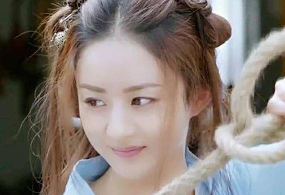 其实楚乔的身份之谜已经解开,楚乔的母亲是洛河,而当时的寒山盟就是