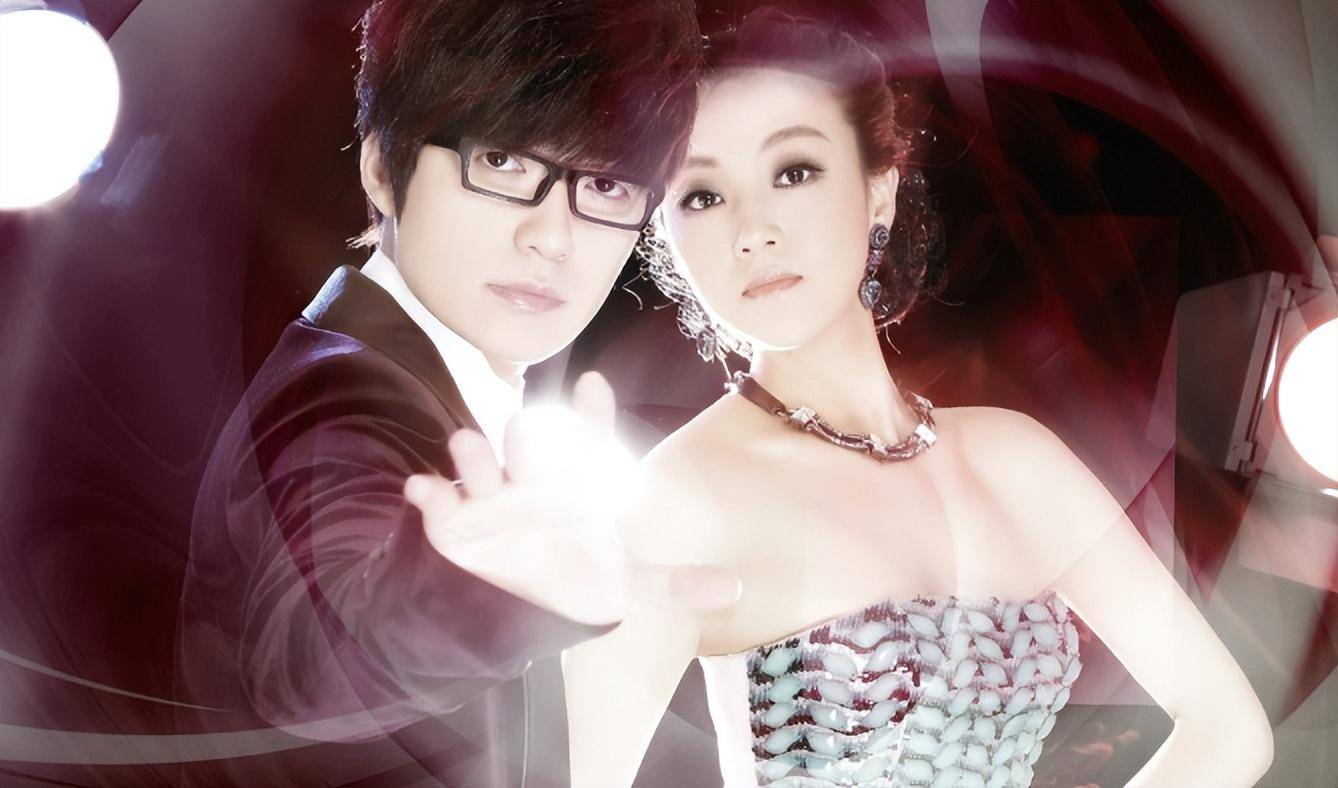 夫妻差距一目了然_音乐_组合_凤凰传奇