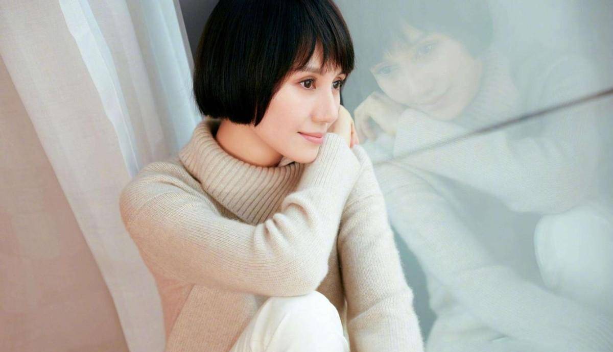 45岁袁泉:11岁起学7年京剧,22岁斩获金鸡,36岁获戏剧最高荣誉_妈妈