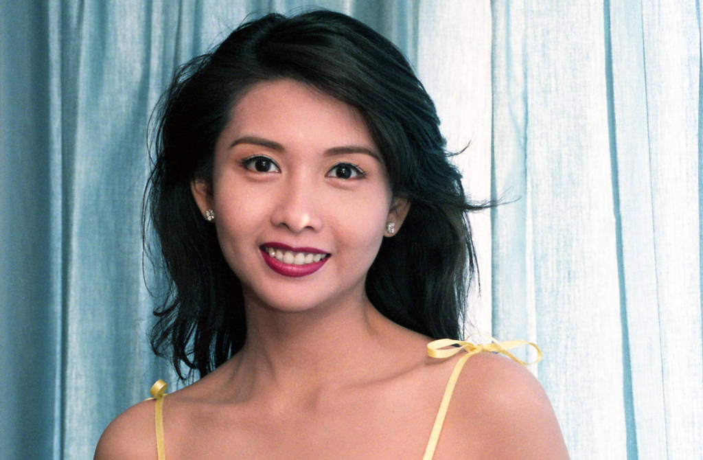 邱淑贞爱女意外爆出,母亲年轻绝美照,沈月喊1句网动容