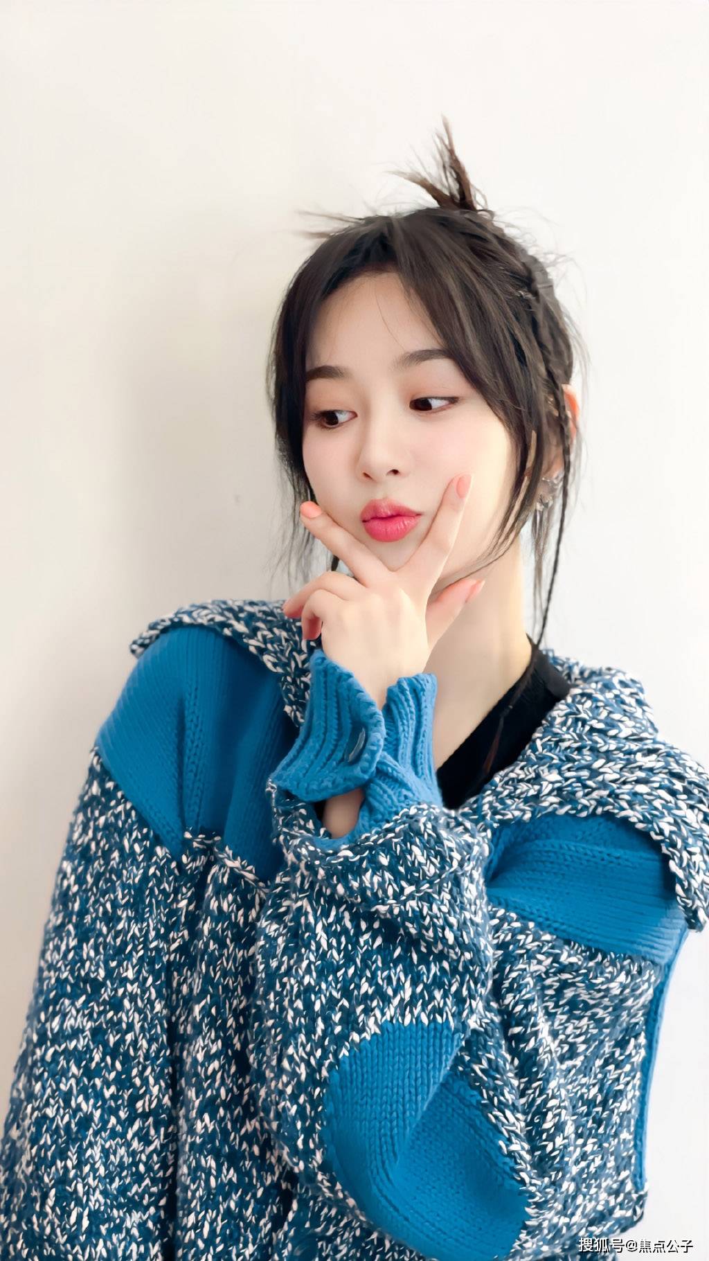 杨紫找对风格了?离开欢瑞状态飞升,个人气质大不相同了!