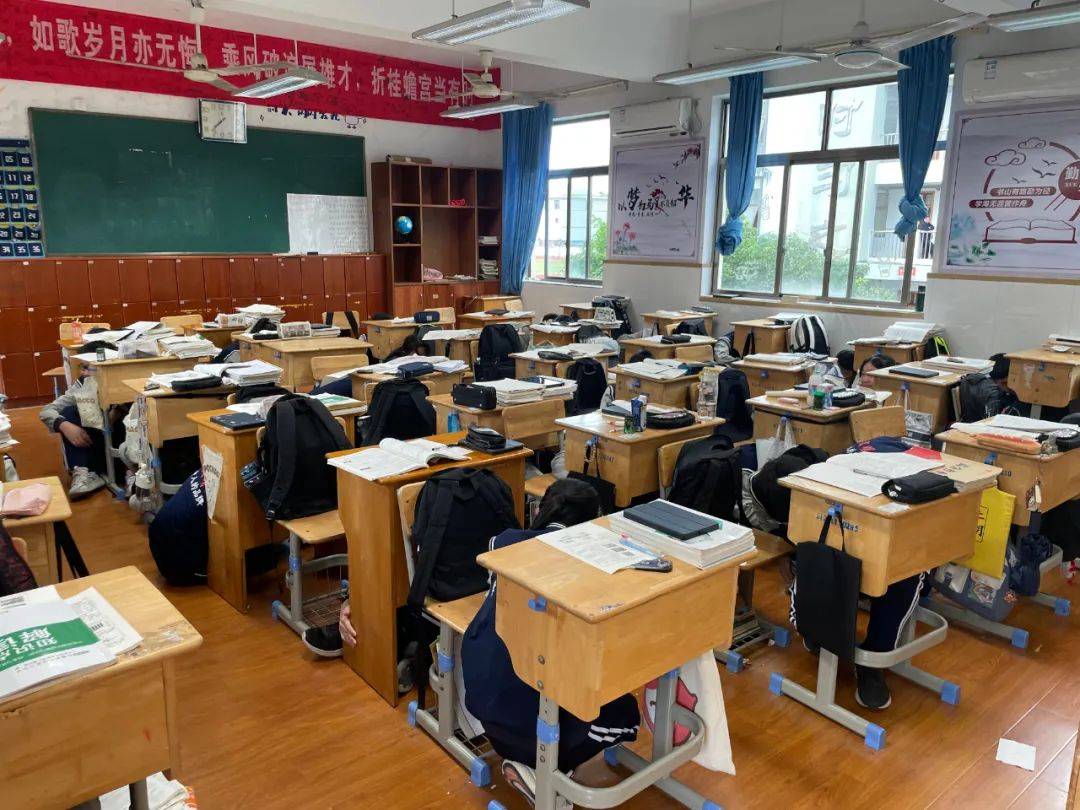 余姚市舜水中学地震应急疏散演练,筑牢校园安全防线_防灾_活动_师生