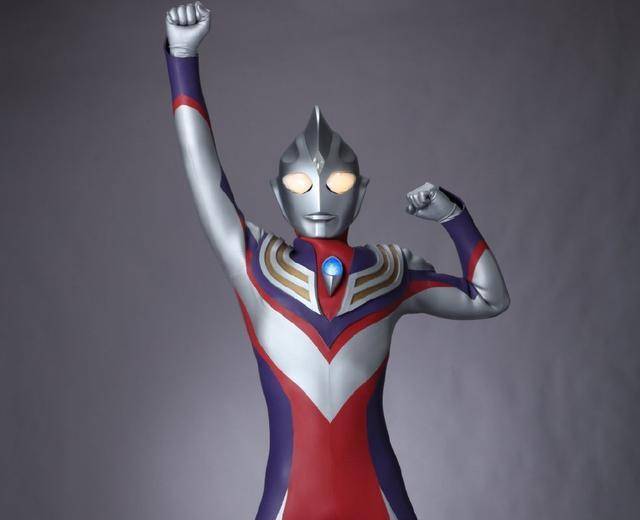 奥特曼英雄传赵云迪迦和司马懿x公开好奇哪位奥特曼适合当孔明_战袍