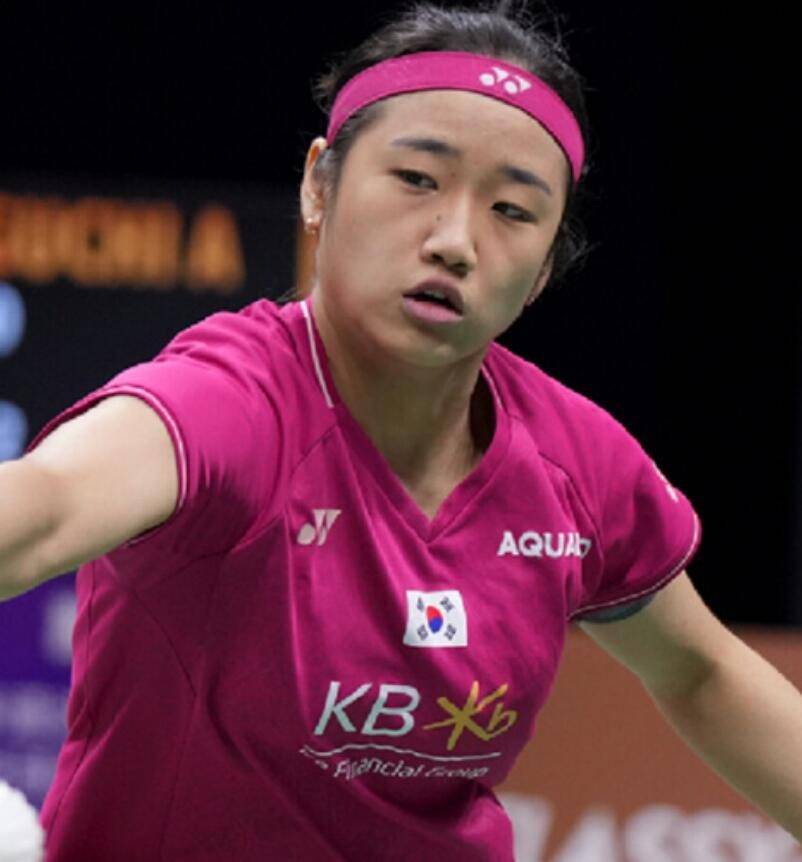 队就给了日本队一个下马威,金元昊/郑娜恩在19-21先丢一局的情况下,21