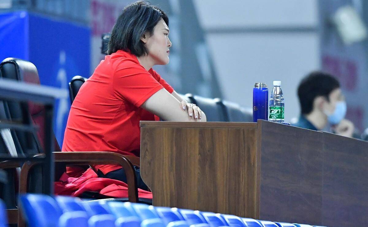 王一梅:她的职业生涯不仅是一个故事,更是一段传奇_中国女排_排球