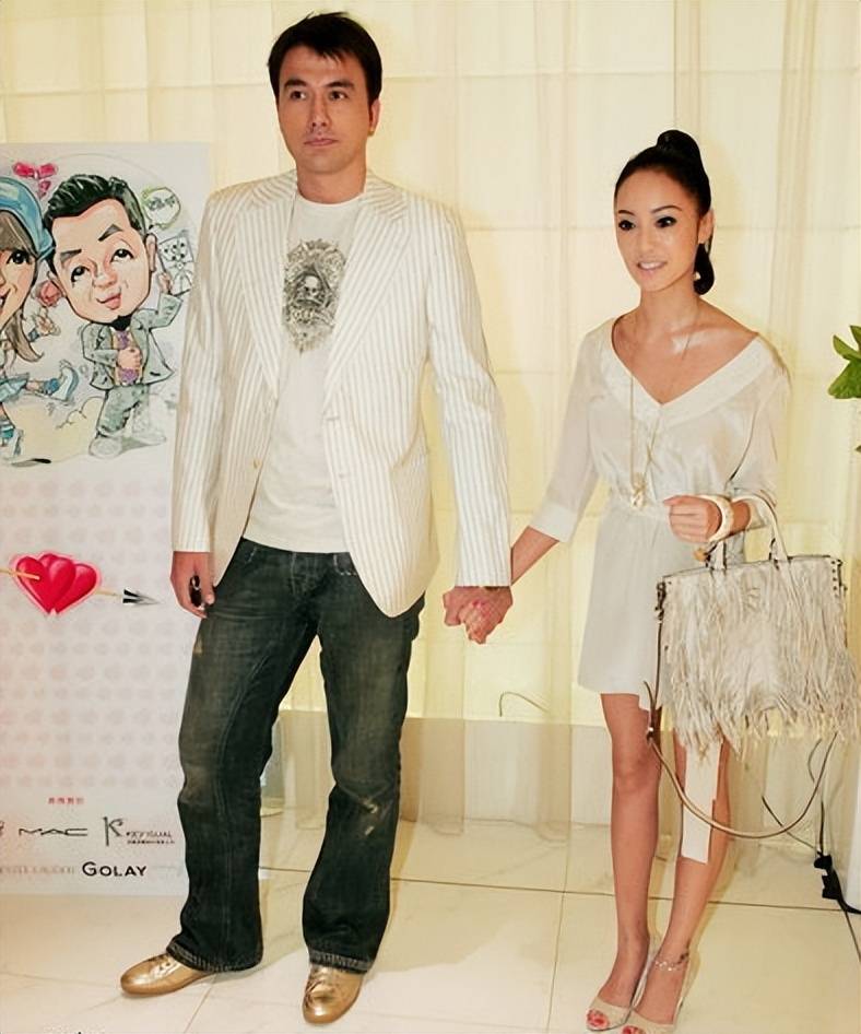 "魔尊重楼"黄志玮拥吻娇小女子,身高差距太大,看着都觉得窒息_关颖