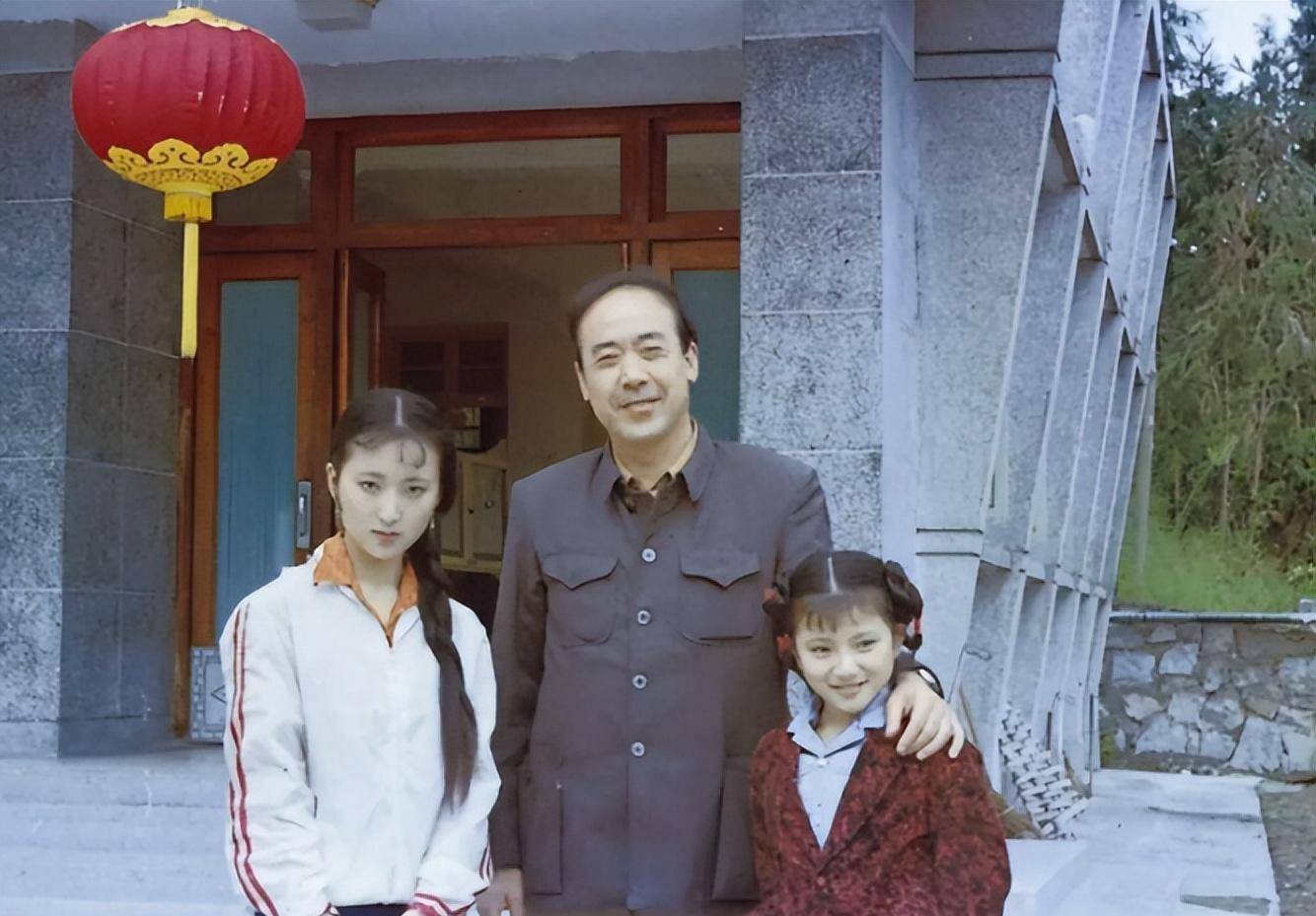 演员陈晓旭:去世16年后,丈夫还俗再婚,父母的坚持让人泪目