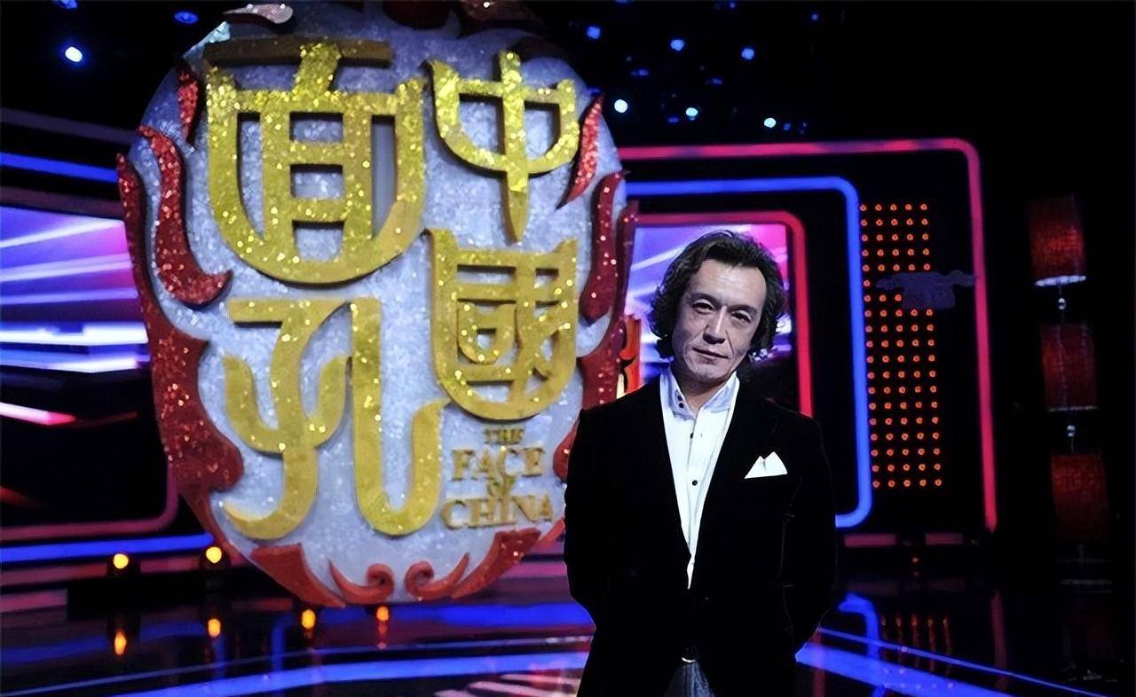 结婚后哈文努力考上传媒大学的研究生,夫妻俩终于在北京团聚