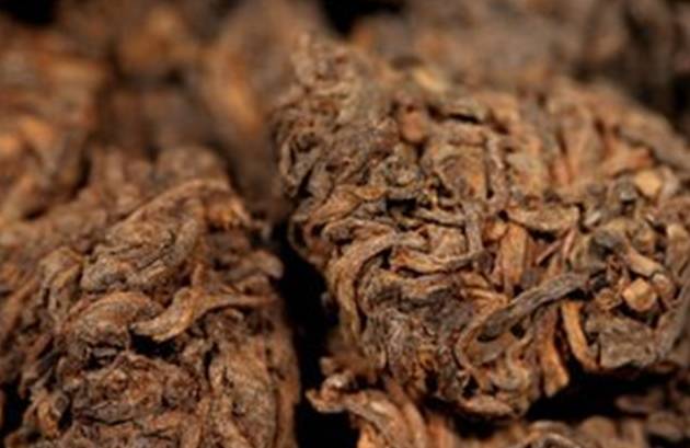原创            喝普洱茶生不喝黄片，熟不熟喝茶头？（喝普洱生茶有什么坏处）