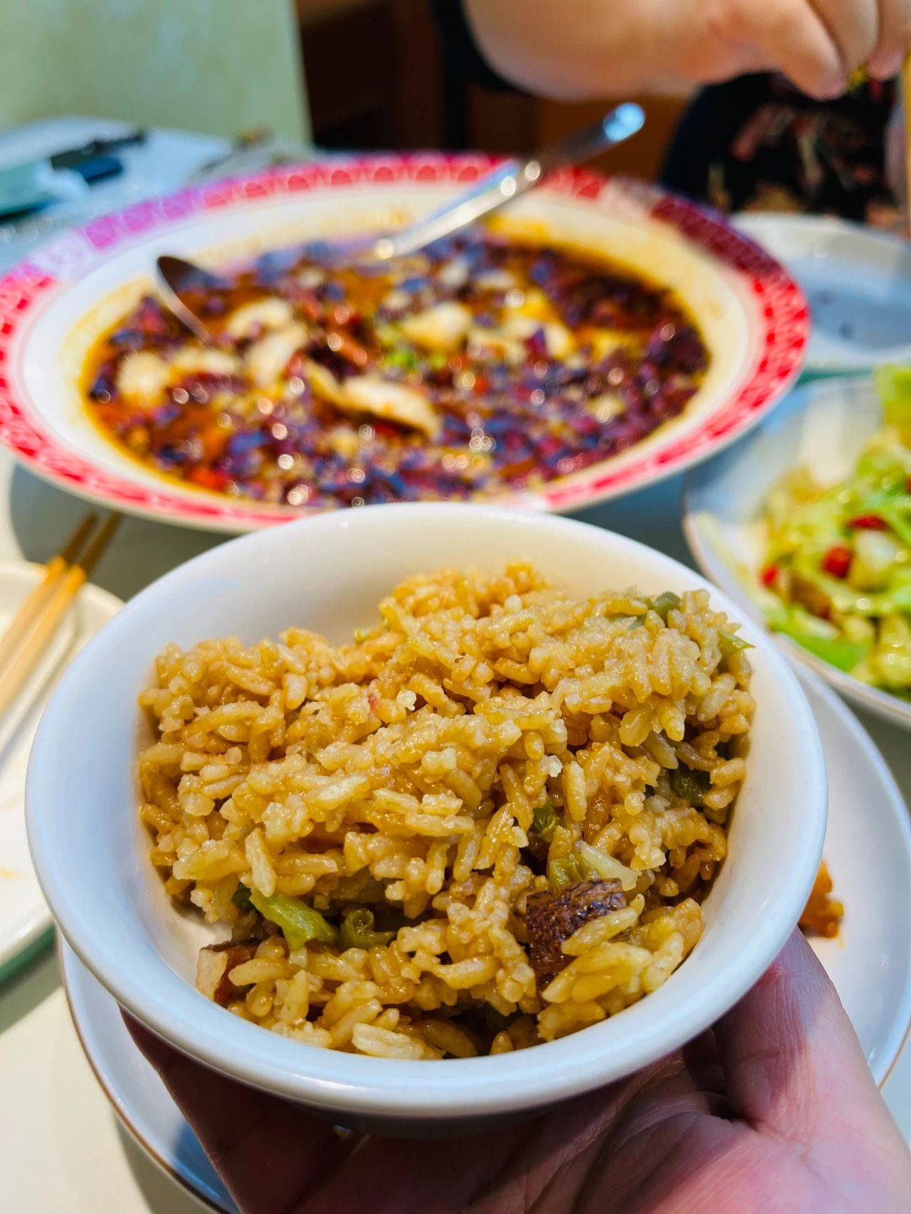 吃在大连-四川箜饭在大连可不多见沸腾水煮鱼宫保鸡丁都很下饭