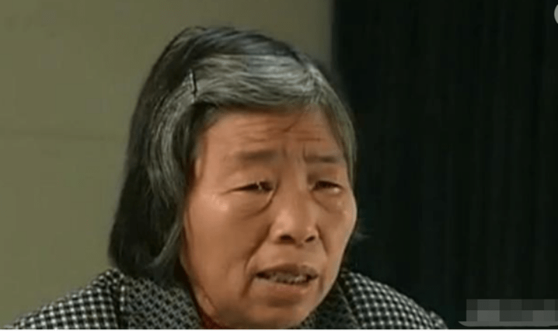 杨元_望瑞玲_母亲