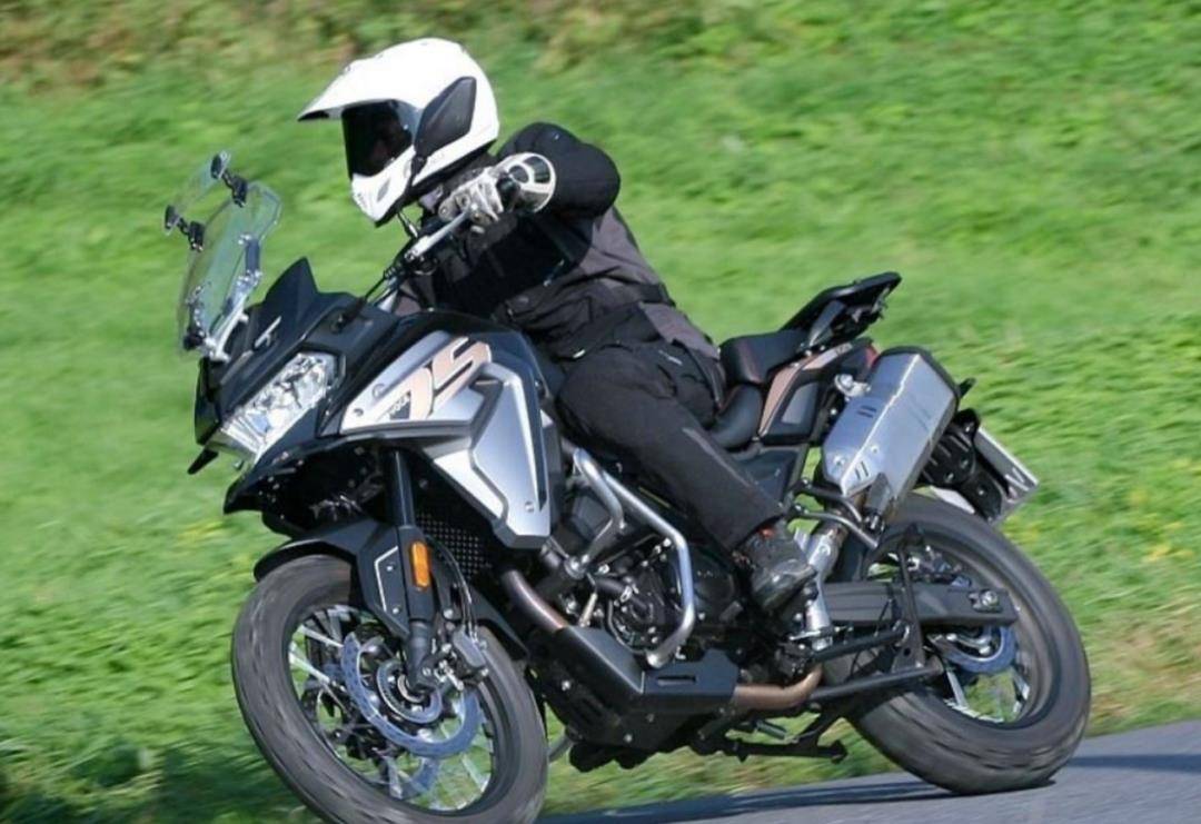 外媒试驾评测无极650ds_搜狐汽车_搜狐网