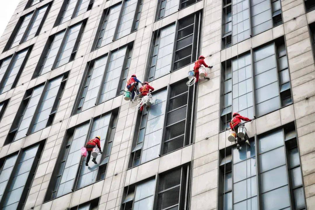 建设宜居韧性智慧城市 中国进入城市更新重要时期（城市更加宜居）