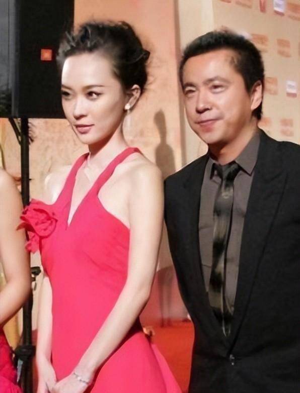 背靠大佬出名,黄奕婚姻横插一脚,靠儿子洗白_王中磊_豪宅_杨溢