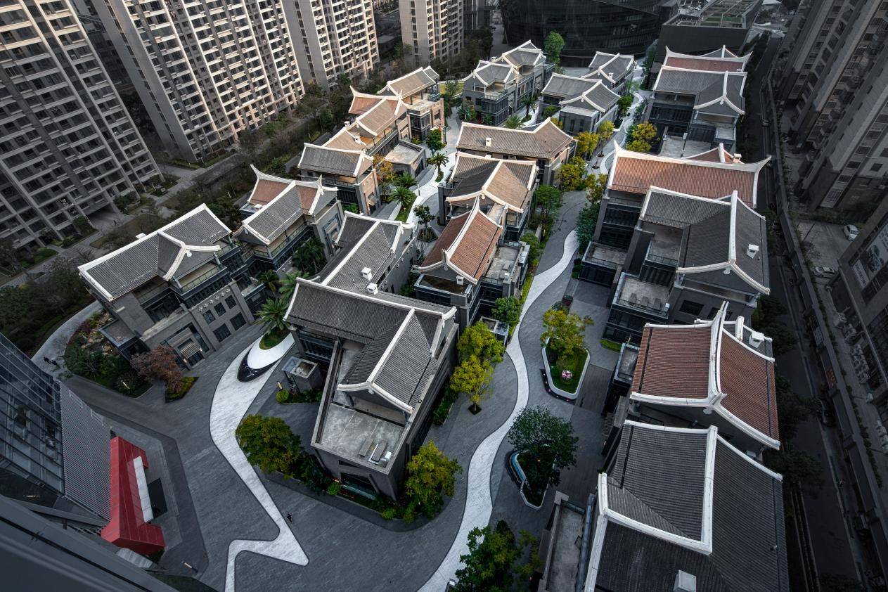 的创意设计产业链将利郎总部,研发中心,实验室及文创街区打造成"工作