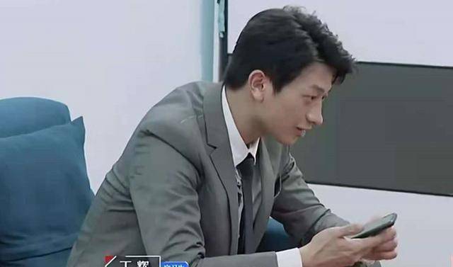 这季《令人心动的offer》有点不一样_丁辉_实习_简历