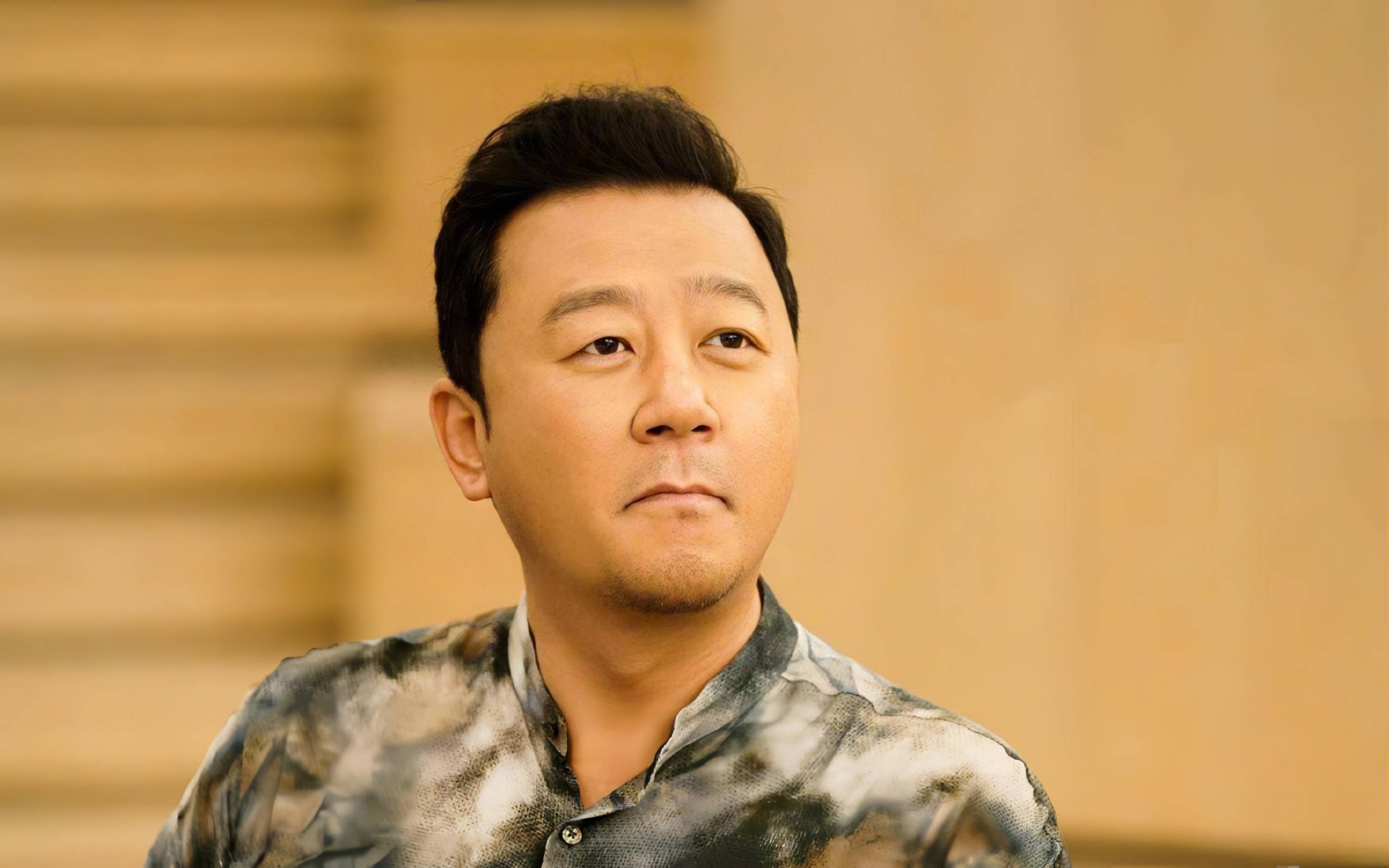 姜文在业内外都有口皆碑,有他来演江德福,自然是没人反对,不过出于种