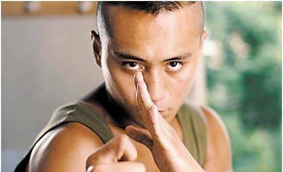 出演了电影《硬汉》,剧中刘烨要饰演一位脑部受损的退役军人"老三"