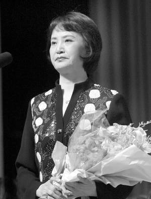 《杜鹃山》杨春霞:曾红极一时,老伴早逝,儿媳也是名人_柯湘_京剧_儿子