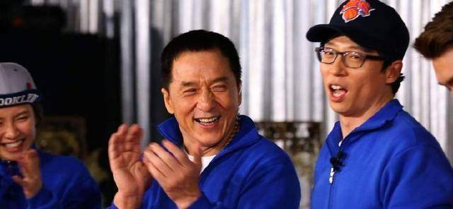 紧接着就摒弃了runningman经典的撕名牌环节(金钟国膝伤腰伤严重,池石