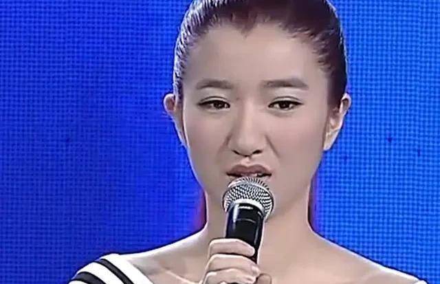 《非诚勿扰》的猫脸女郎,站了多年无人敢牵手,卸妆后却惊艳四座_感情