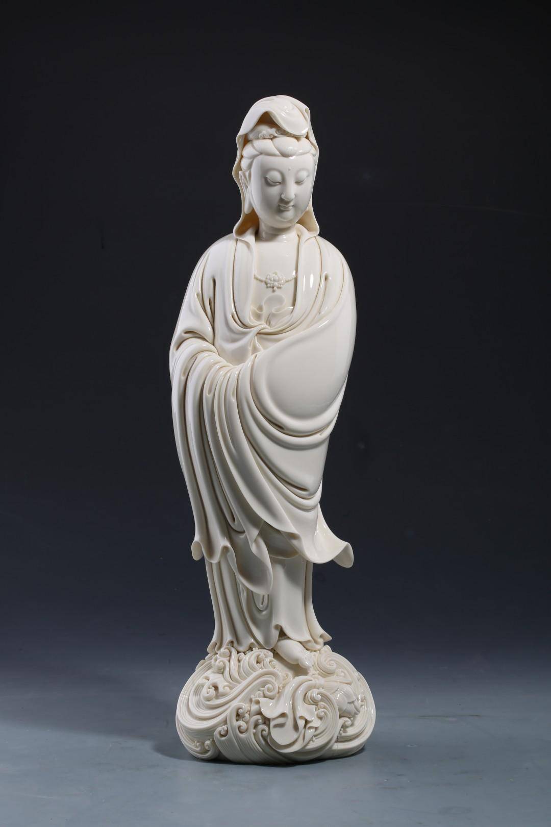 德化白瓷首登珠穆朗玛峰 《渡海观音》传递和平美好祈愿_艺术品_人们