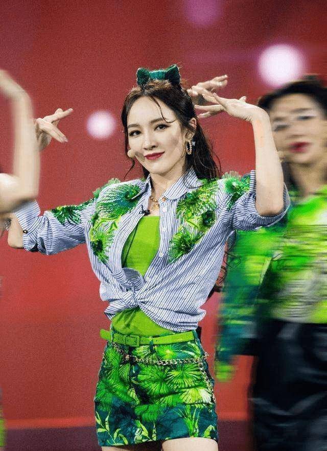 《姐姐》成团新排名反转,孟佳万茜争c位,宁静不敌隔壁队长_票数_节目