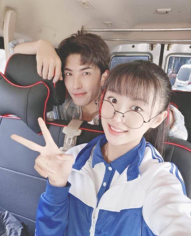 的小芈姝,长大后颜值不输刘楚恬,14岁演18岁的高中生_郝怡霖_顾小雪