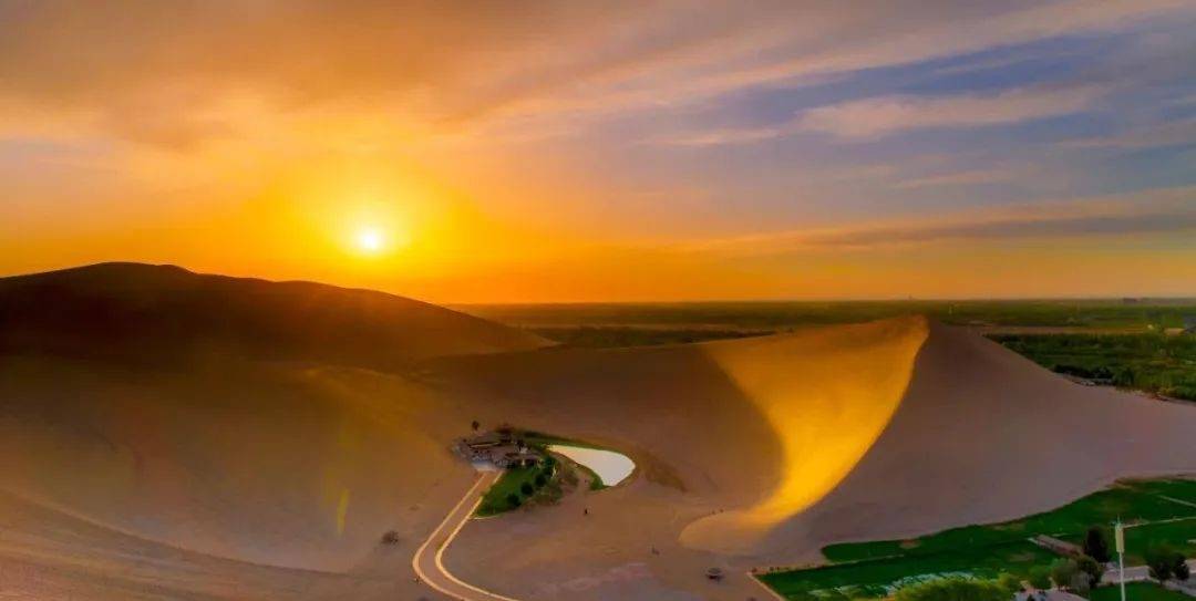 泉在流沙中,干旱不枯竭