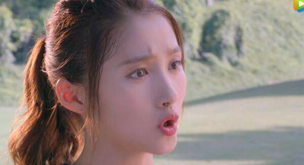 《甜蜜暴击》:关晓彤和鹿晗互飙演技,有谁注意鹿晗的额头_角色_时候