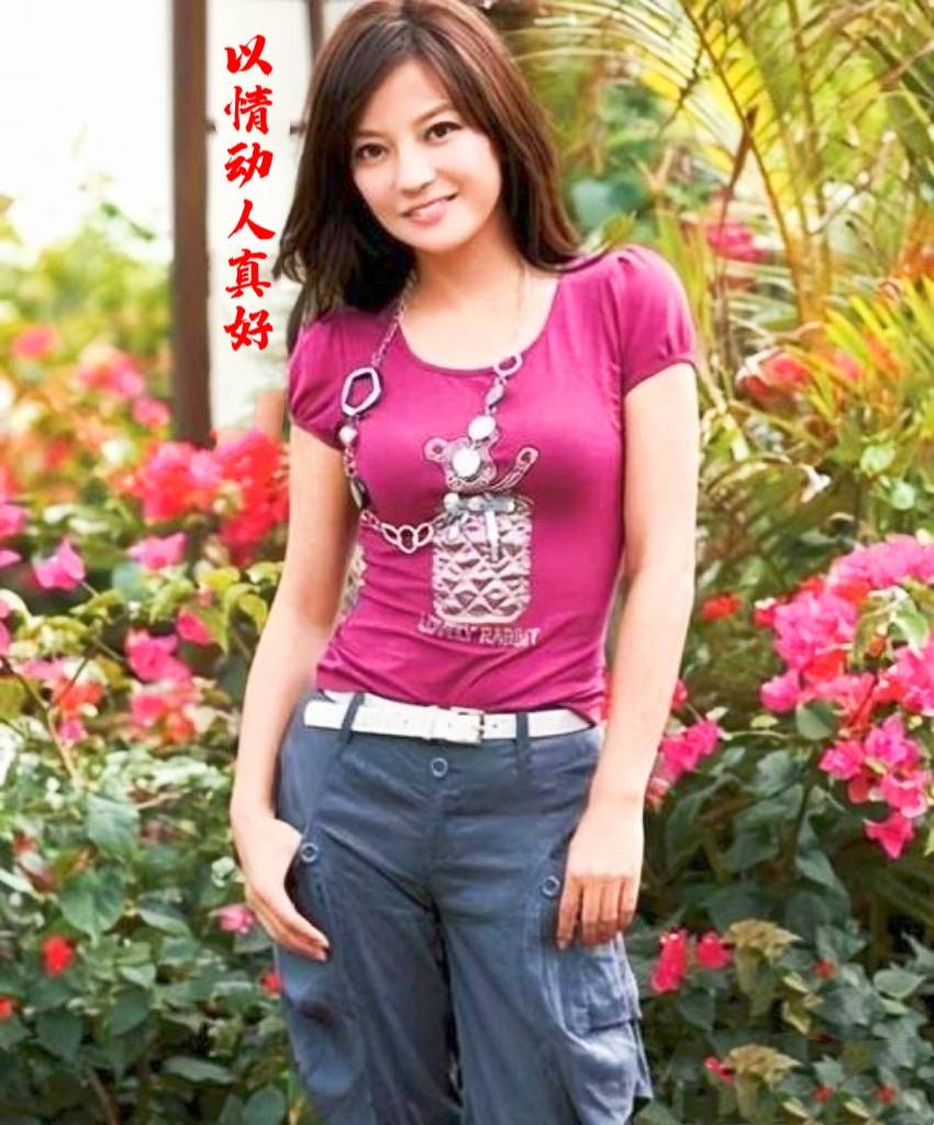 曾开1600万豪车,消失1年的小燕子赵薇,为何手拿身份证现身机场_范冰冰