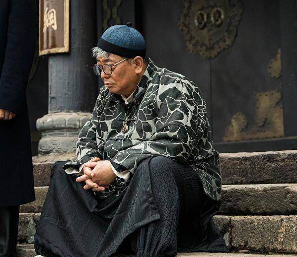 《一眉先生》20天杀青,钱小豪刘观伟炒冷饭上瘾,求别再消费英叔_僵尸