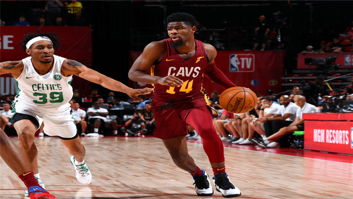 但是为了梦想纽曼还是选择冲击一下nba选秀,虽然事与愿违至少不留遗憾