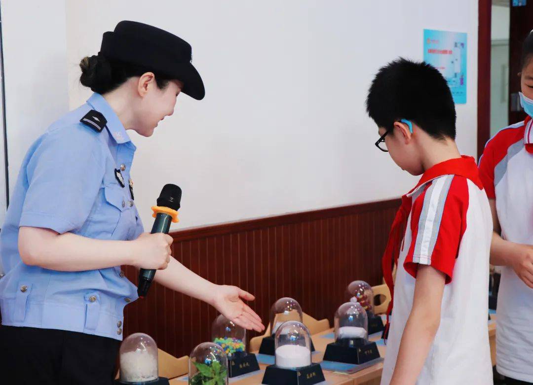 阳光校园|津门小卫士和平区第三站走进西康路小学!_活动_毒品_发展