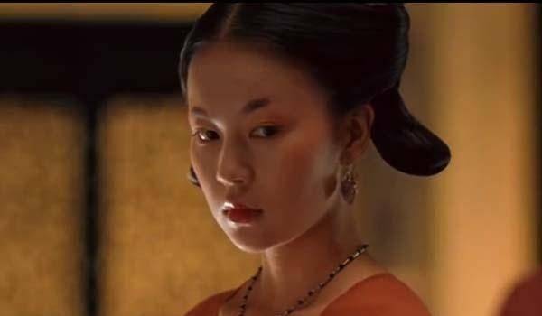 《夜宴》结局中杀死婉儿的是谁?原来这个片段已被删减_殷隼_凌儿_欲望