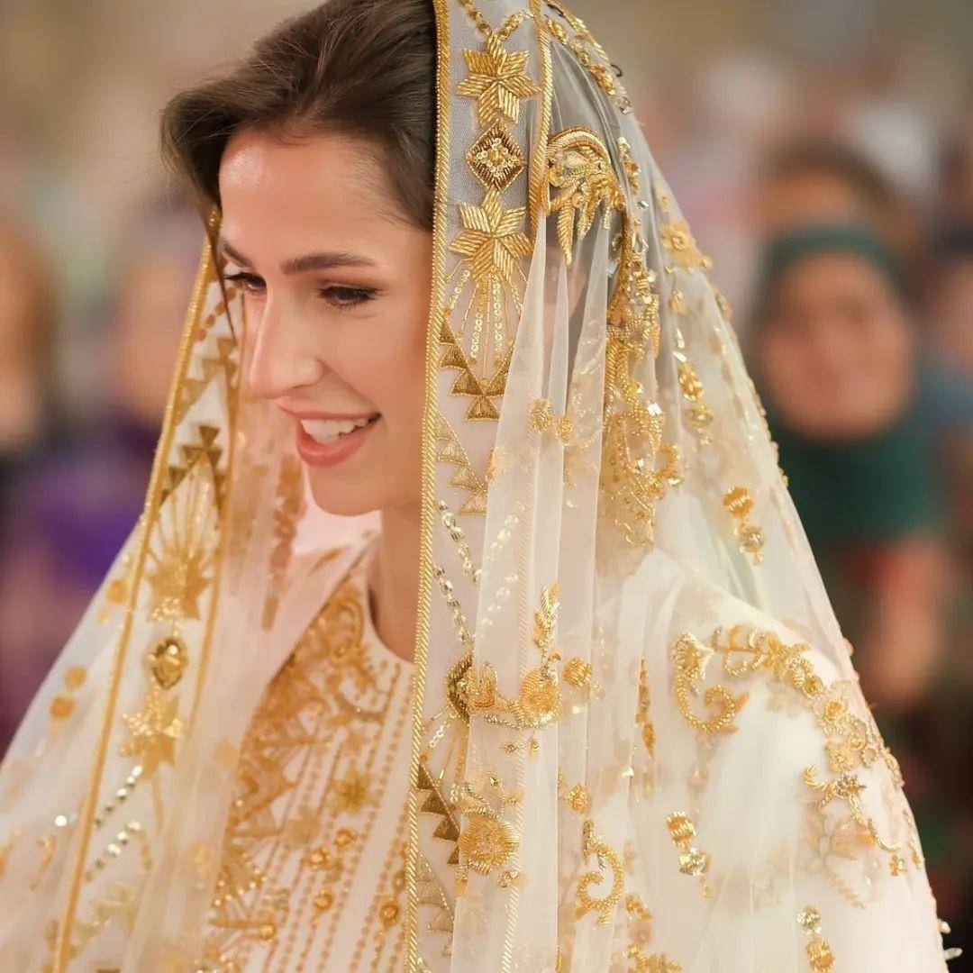 约旦王室齐聚小王子毕业典礼!