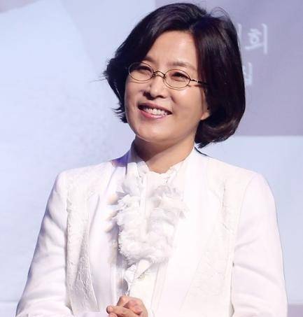 李仙姬时隔六年再回归_专辑_南韩_什么