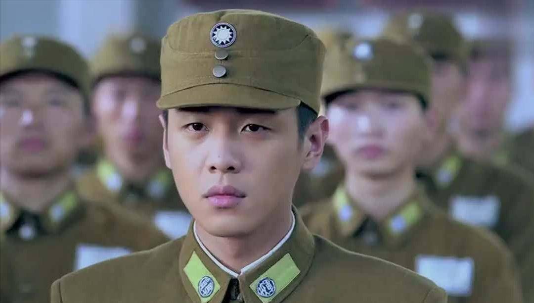 《雪豹》文章挤走张若昀,马伊俐发飙怒骂剧组,电影版为何扑街_周卫国