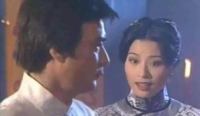 44岁亚姐曾是亚视当家花旦红极一时今复出演舞台剧坦言很大压力_王薇