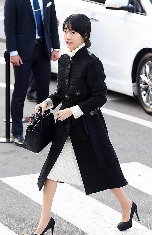 38岁章子怡气场太强比36岁宋慧乔抢镜,扒扒乔妹宋仲基曾抱过醒醒_一身