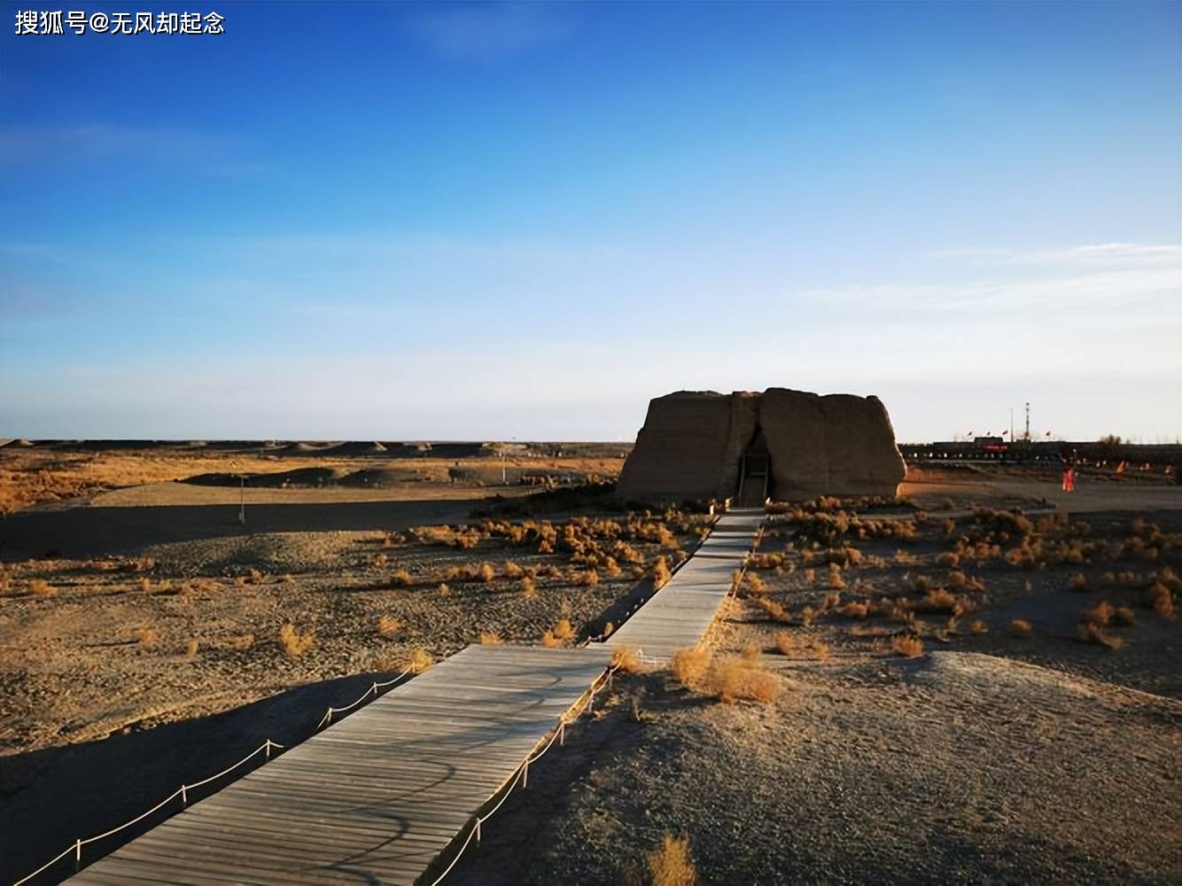 青海长云暗雪山,孤城遥望玉门关黄沙百战穿金甲,不破楼兰终不还