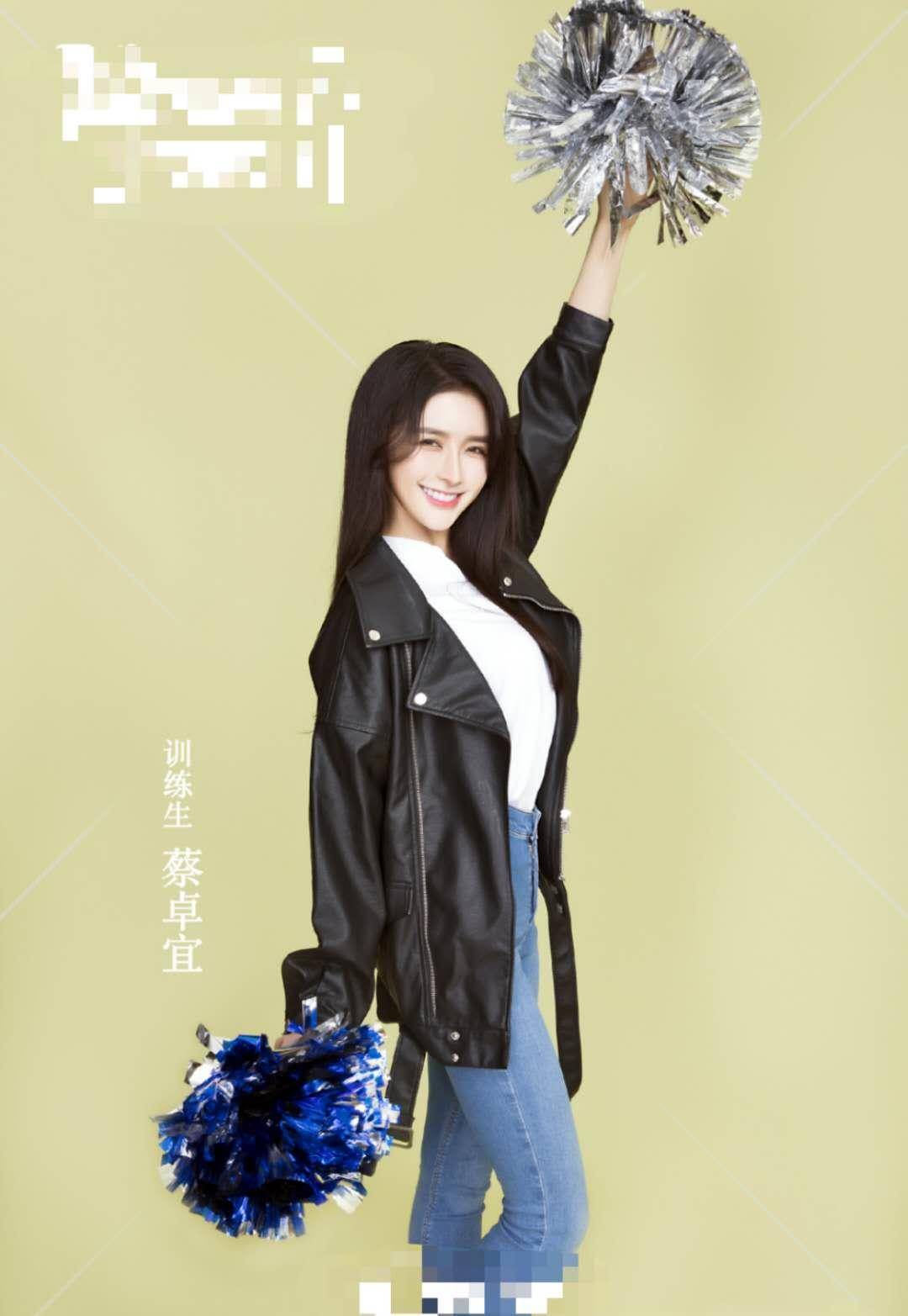 而且蔡卓宜在《青春有你2》中也是在不断的克服自己,努力进步,让大家