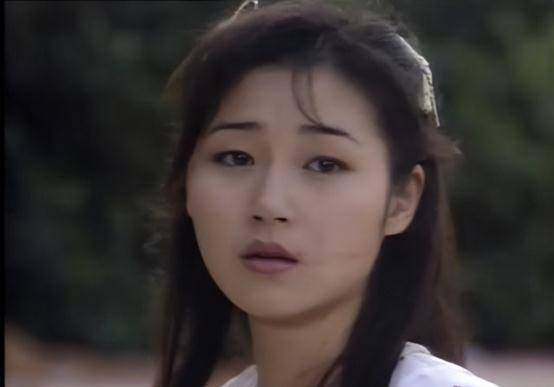 《我和僵尸有个约会》24年,剧中演员境况不一,女演员美貌依旧_万绮雯