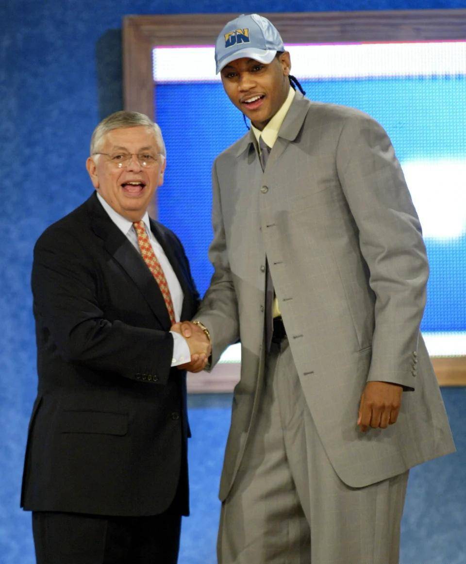 的人,已经参加了2003年的nba选秀,大卫和我在那一刻他与斯特恩握手,我