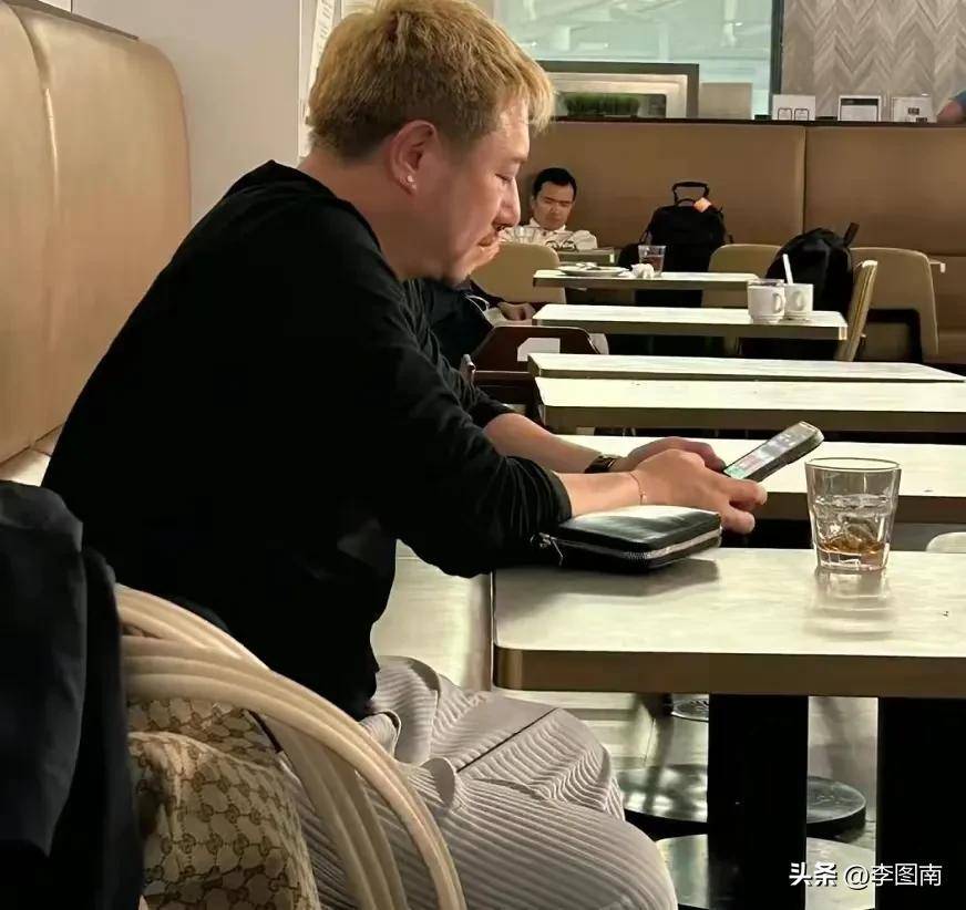 一代美男子,中年不济疾病缠身,45岁陈键锋胖到认不出_网友_合作_舒畅