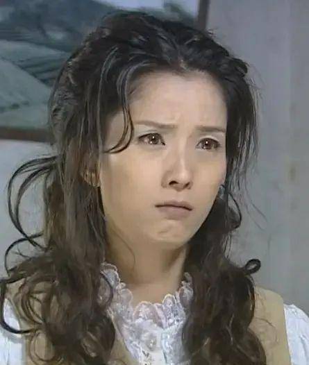 乌龙院女神叶全真,可与林青霞媲美,舔毛笔和用嘴接子弹太惊艳_时尚