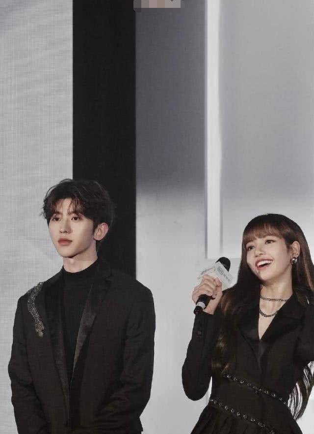 蔡徐坤lisa有情况?